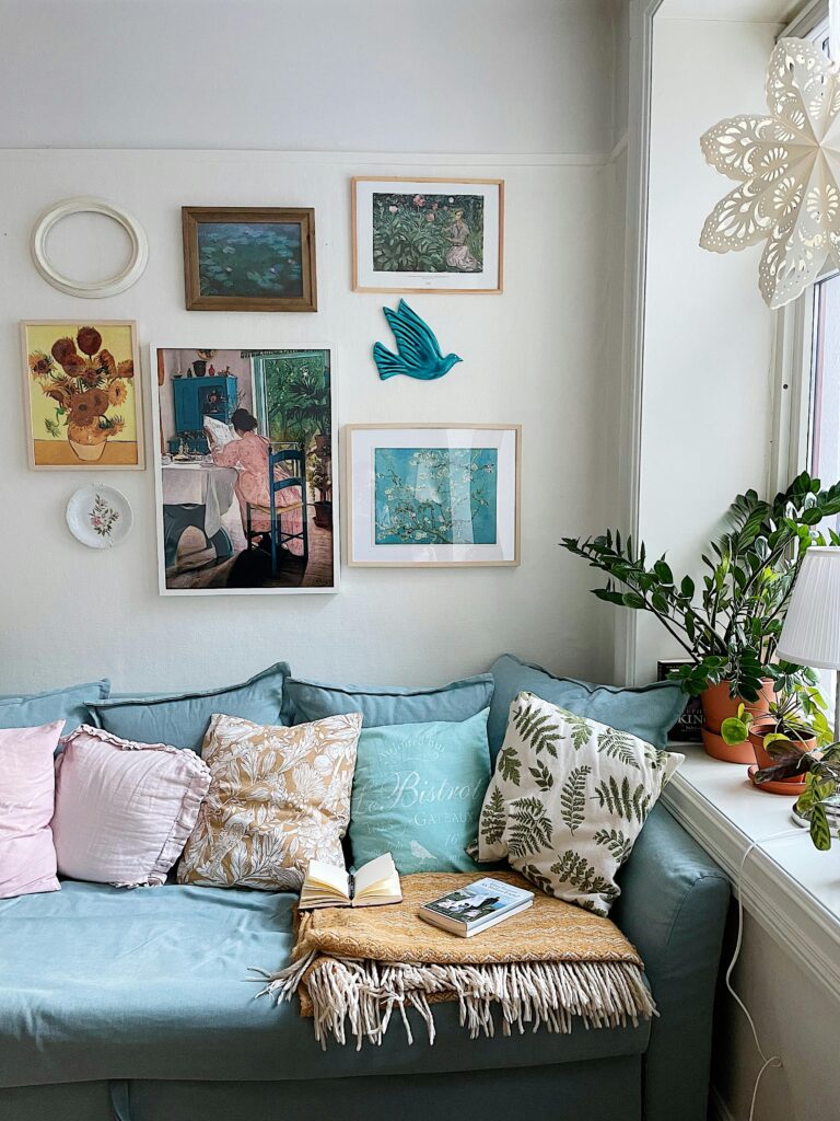 gallery wall